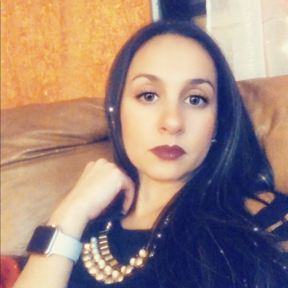 Meet your Posher, Jennifer